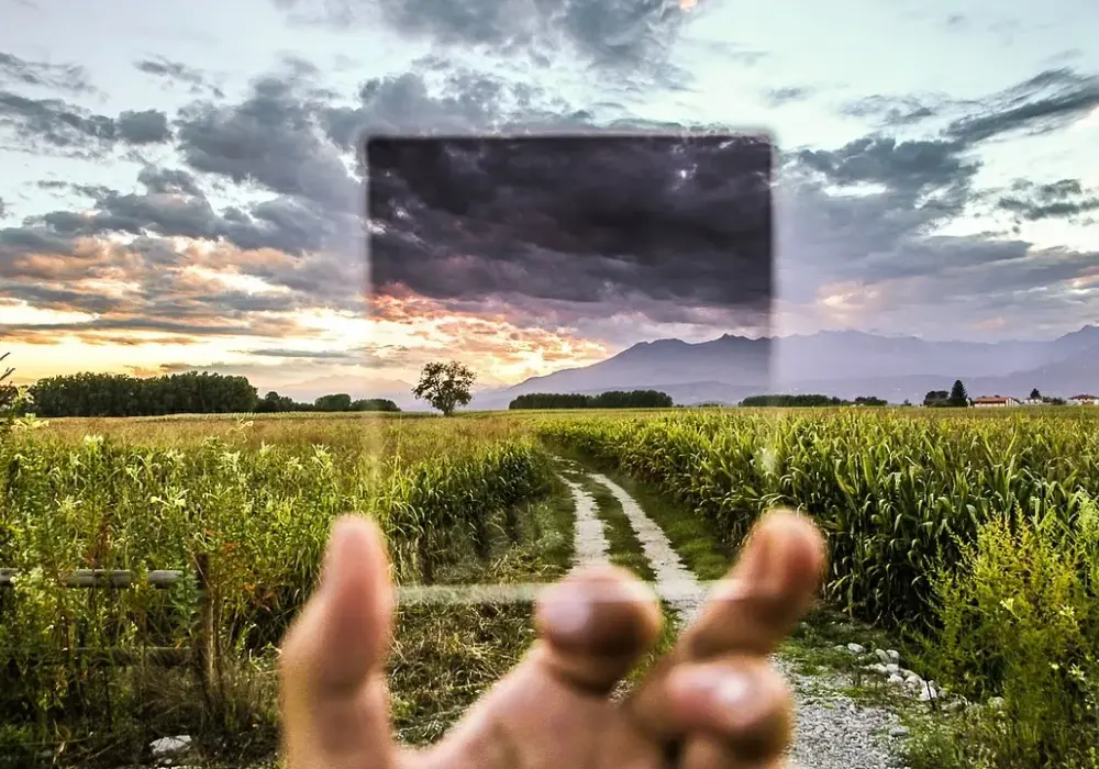 Filtr UV w fotografii: jak wpływa na jakość Twoich zdjęć?