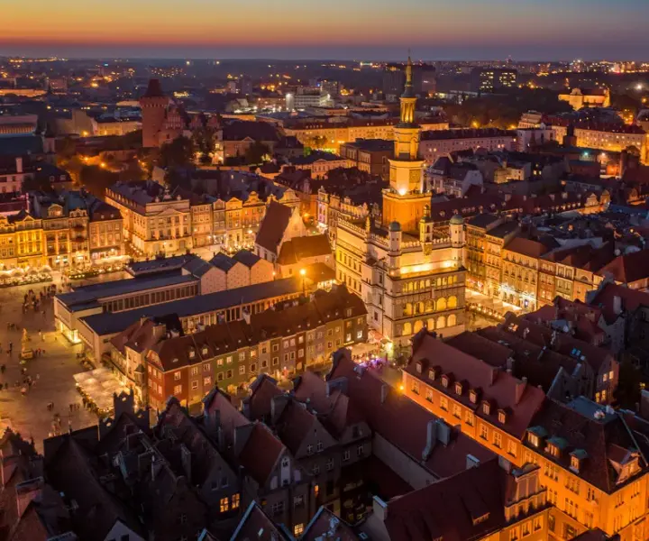 FOTO-AS Poznań: Kompleksowe usługi fotograficzne na Słowiańskiej